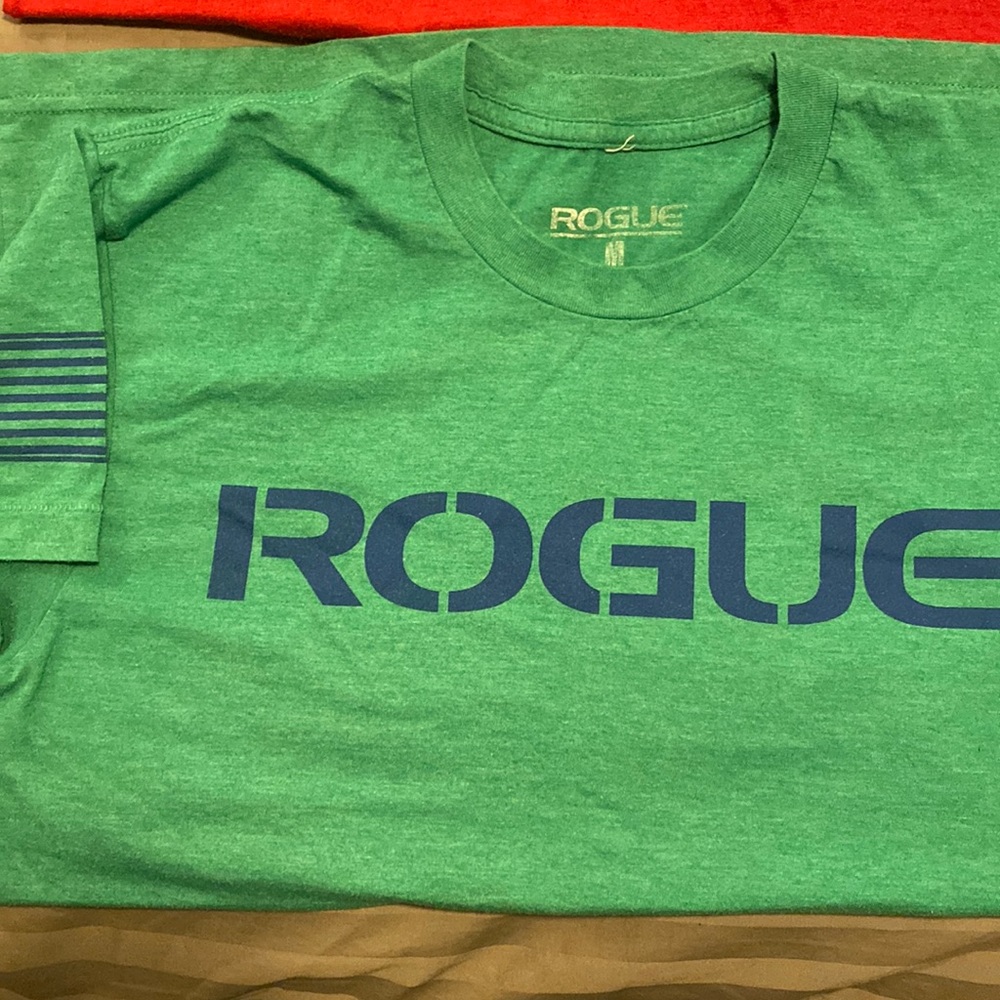 Rogue Fitness tee sized M